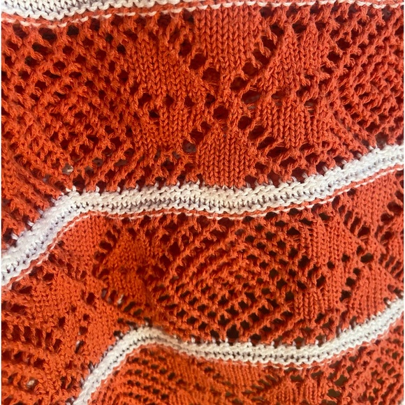 Free people pumpkin spice orange and white knot sweater. One size. Fits like 1x - Picture 4 of 6